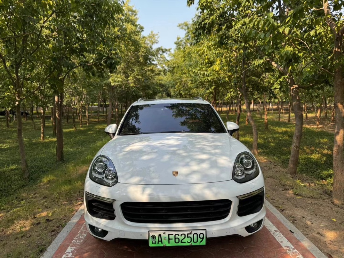 2017年8月保時(shí)捷 Cayenne新能源  2016款 Cayenne S E-Hybrid 3.0T