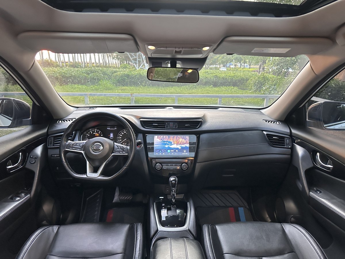 日產(chǎn) 奇駿  2021款 2.0L CVT 2WD XL Premium尊享紀(jì)念版圖片