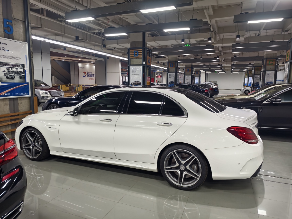 2019年1月奔馳 奔馳C級AMG  2017款 AMG C 63