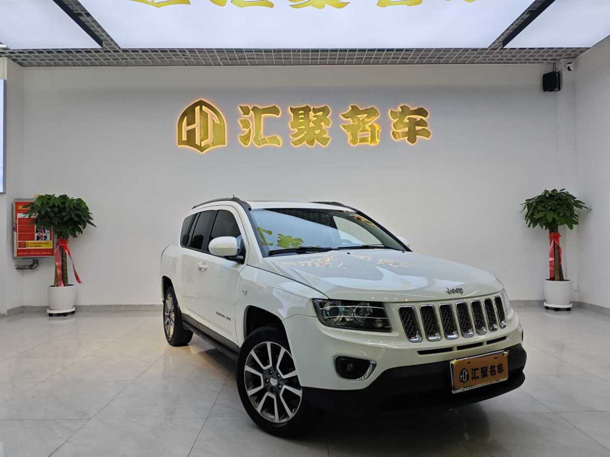 Jeep 指南者  2014款 改款 2.4L 四驅(qū)豪華版圖片