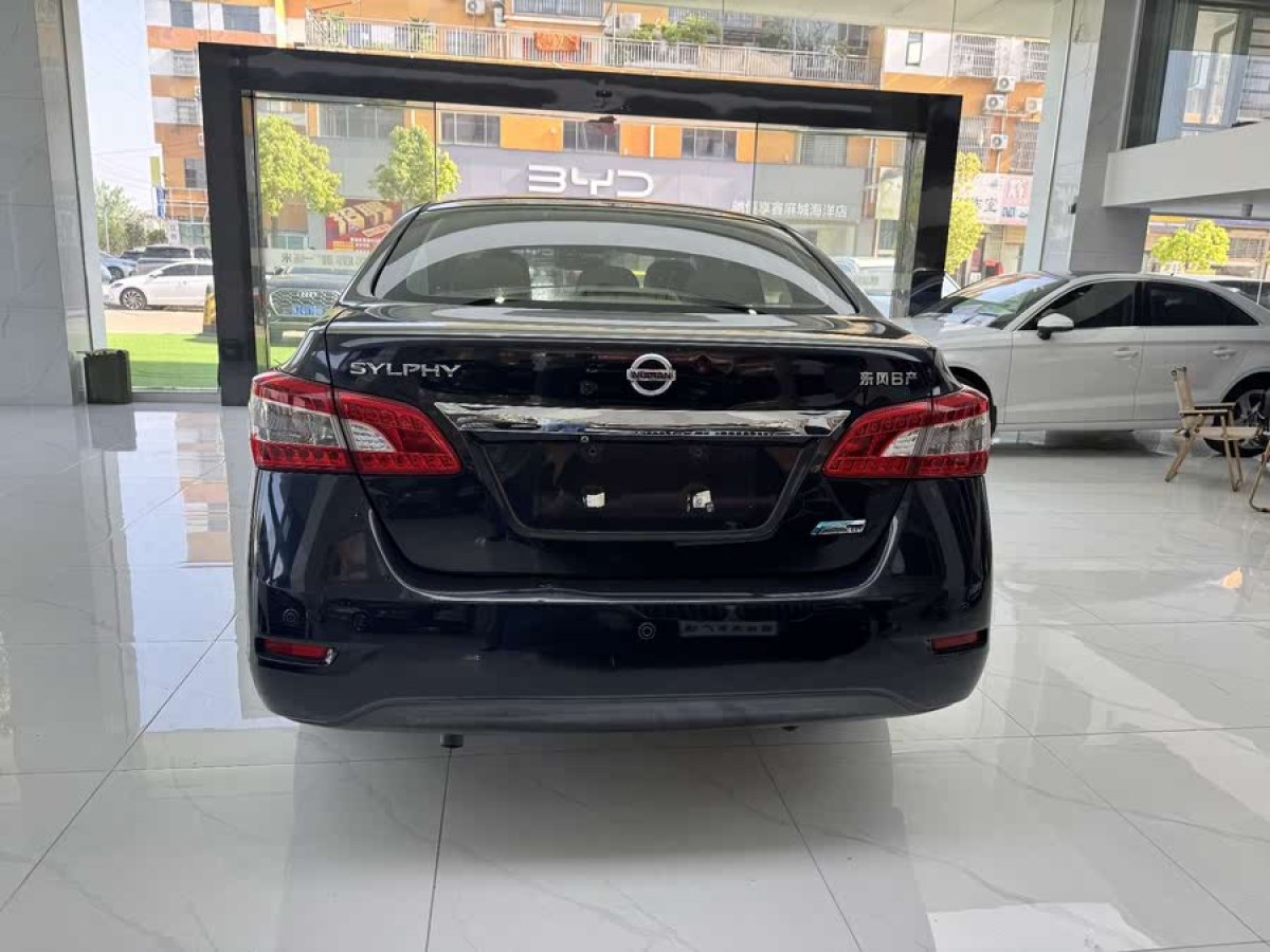 日產(chǎn) 軒逸  2012款 1.6XL CVT豪華版圖片