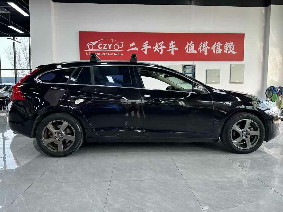 2012年1月沃爾沃 V60  2012款 T6 AWD 個(gè)性運(yùn)動(dòng)版