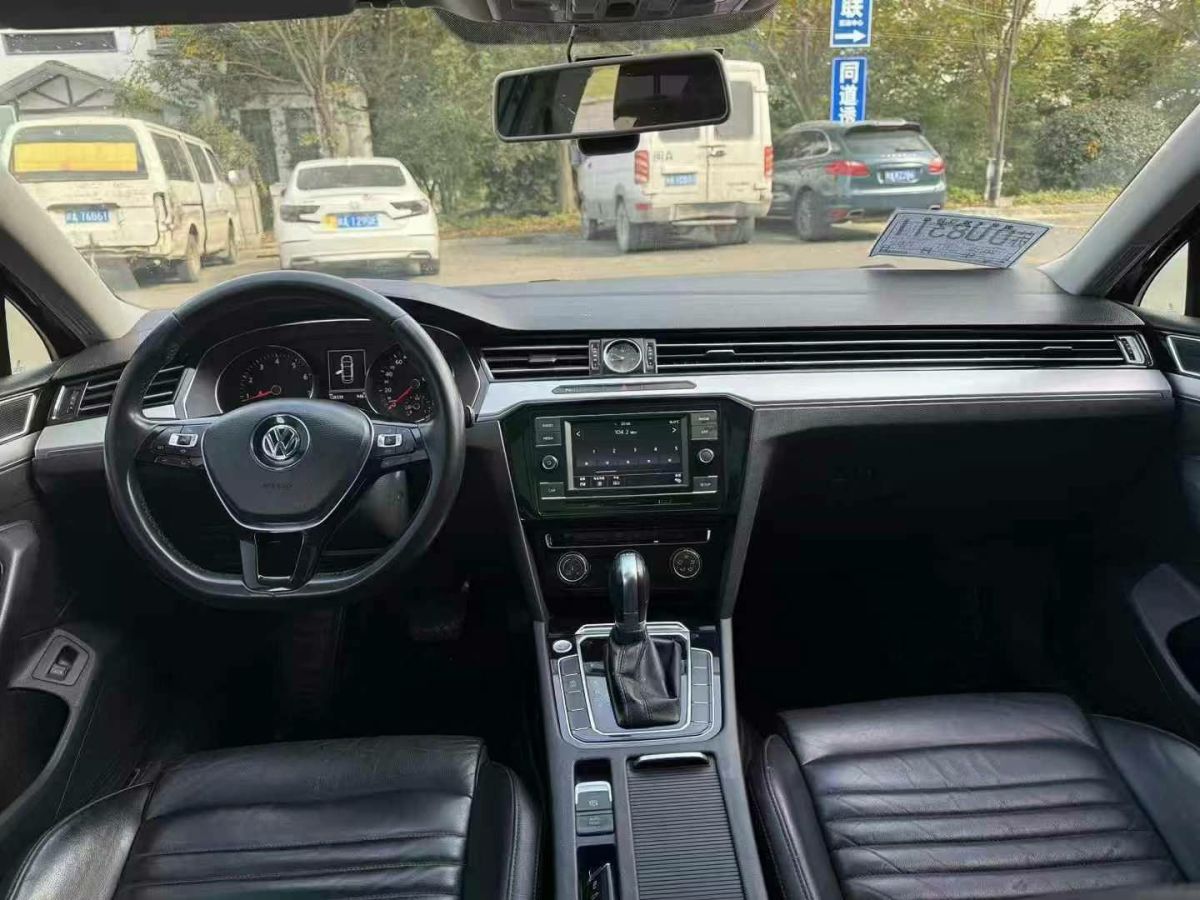 大眾 邁騰  2019款 280TSI DSG 領(lǐng)先型圖片