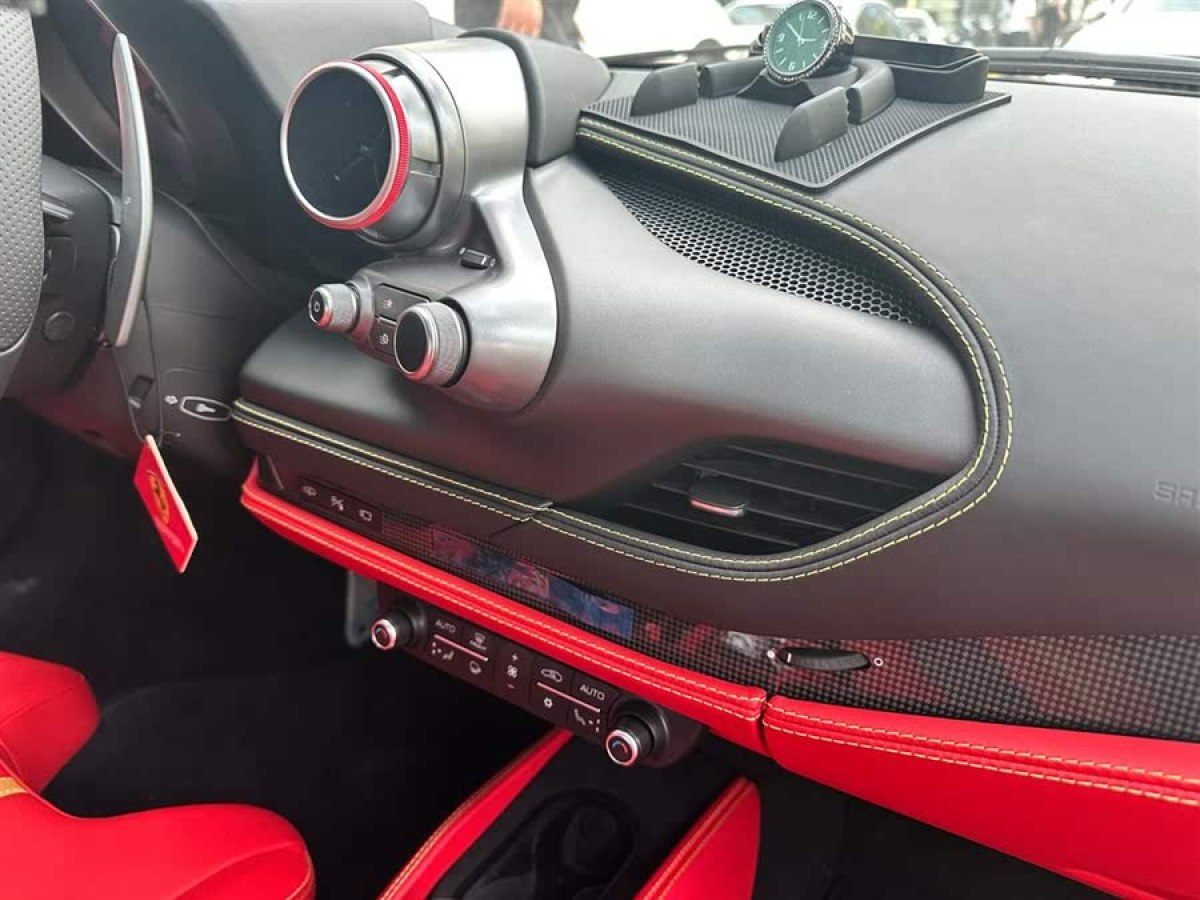 法拉利 F8 Tributo  2019款  3.9T V8圖片
