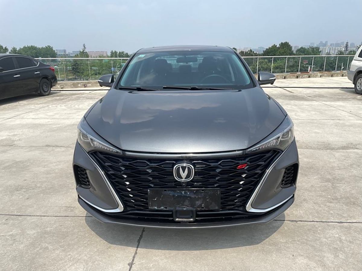 長(zhǎng)安 逸動(dòng)  2021款 PLUS 藍(lán)鯨NE 1.4T GDI DCT尊貴型圖片