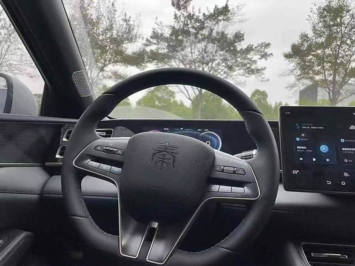 比亞迪 秦L  2024款 DM-i 120KM領(lǐng)先型圖片