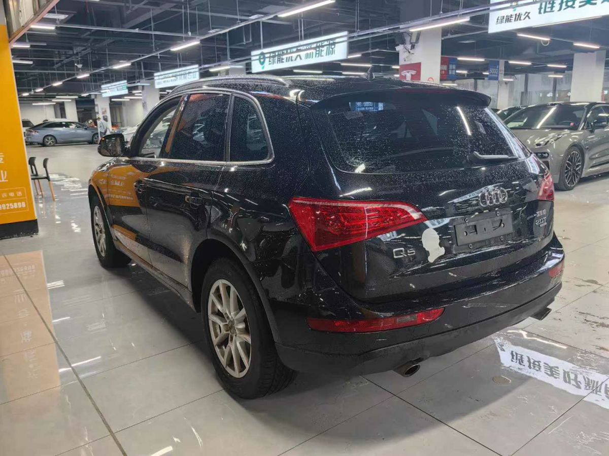 奧迪 奧迪Q5  2013款 Q5 3.0TFSI 45TFSI Quattro 運(yùn)動(dòng)型圖片