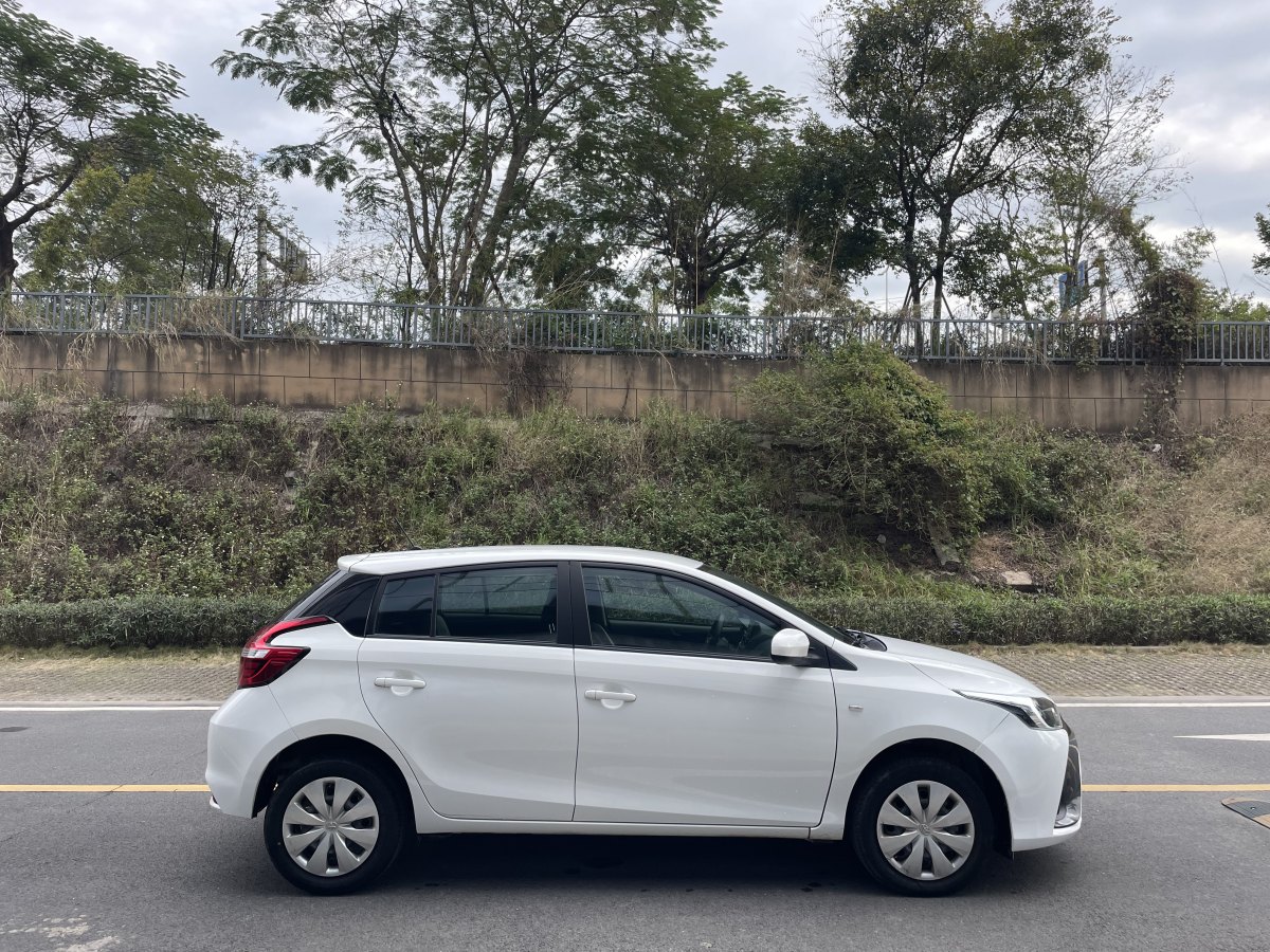 豐田 YARiS L 致炫  2021款 致炫X 1.5L CVT領(lǐng)先版圖片