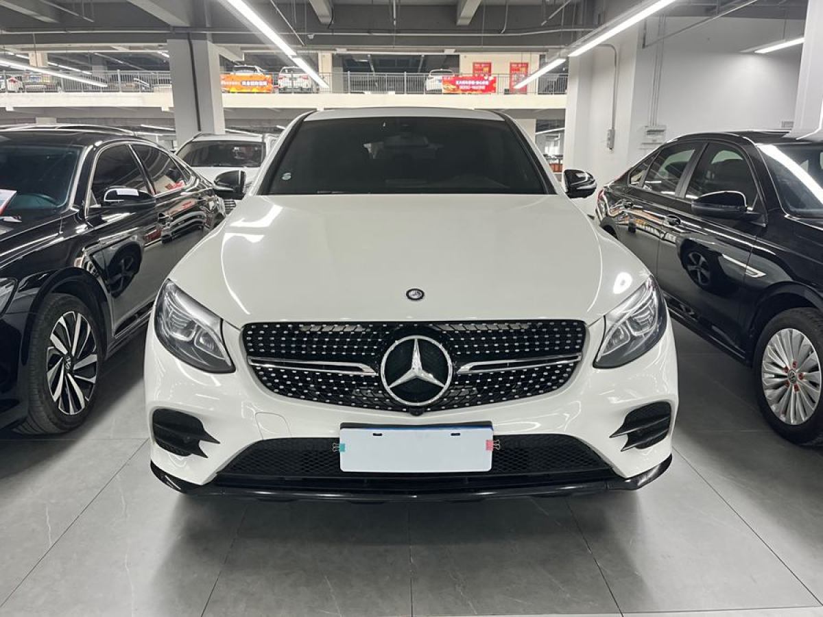 奔馳 奔馳GLC  2022款 改款 GLC 300 4MATIC 轎跑SUV圖片