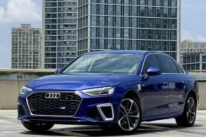 奥迪A4L 奥迪 40 TFSI quattro 豪华动感型