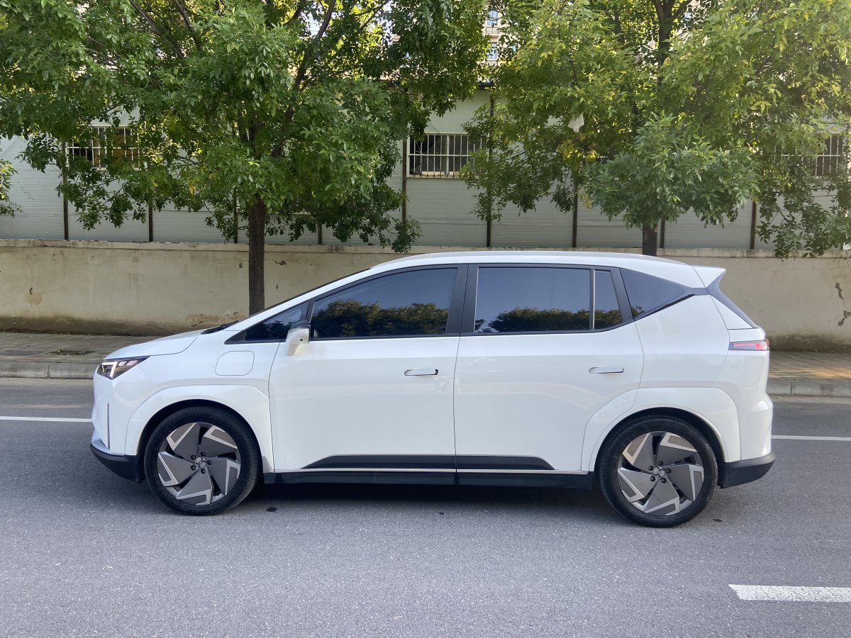 2023年1月合創(chuàng) 合創(chuàng)Z03  2022款 潮酷版 510km 160kW