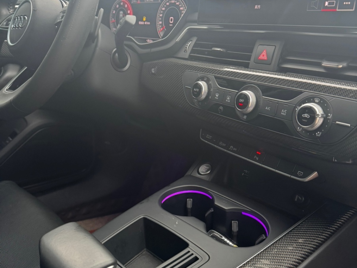 奧迪 奧迪A4L  2020款 40 TFSI 時尚動感型圖片