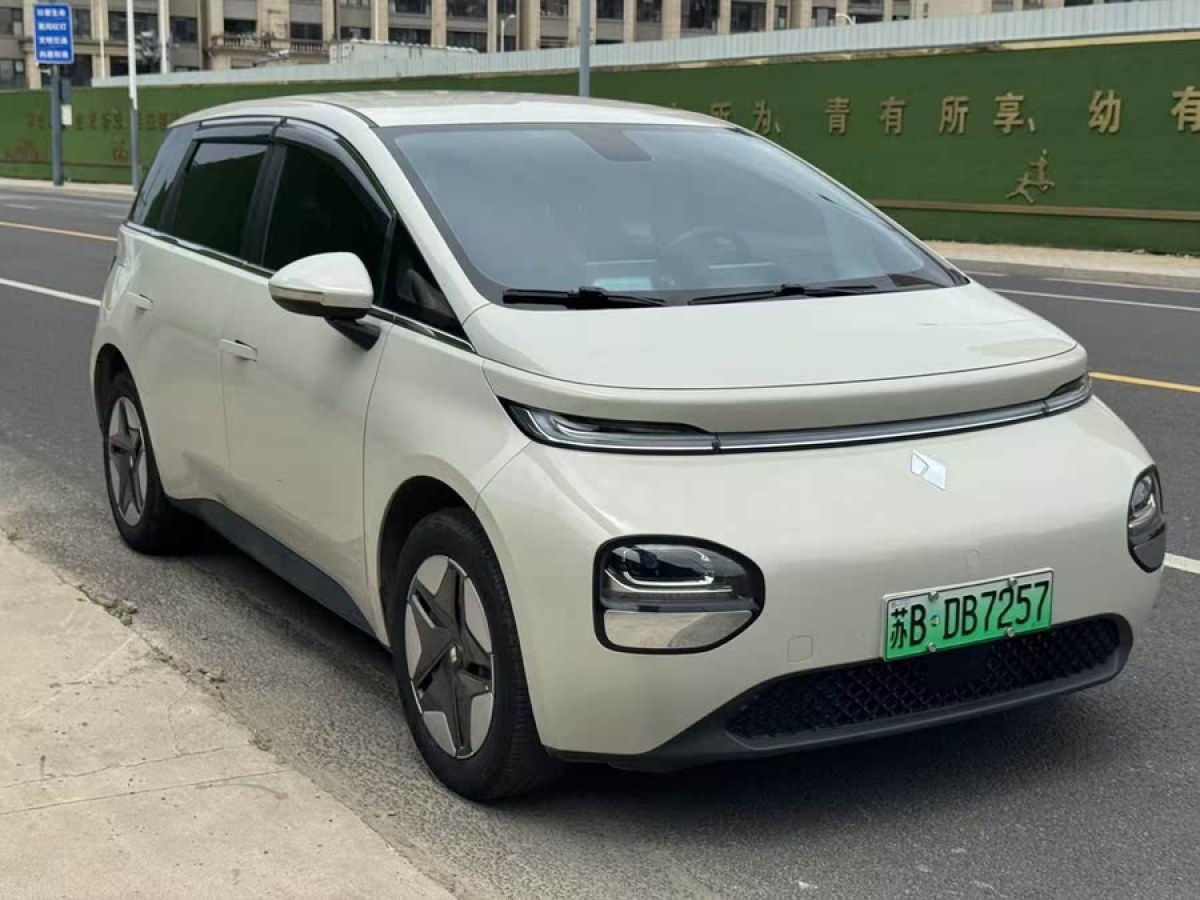 寶駿 寶駿云朵  2023款 360 Plus圖片