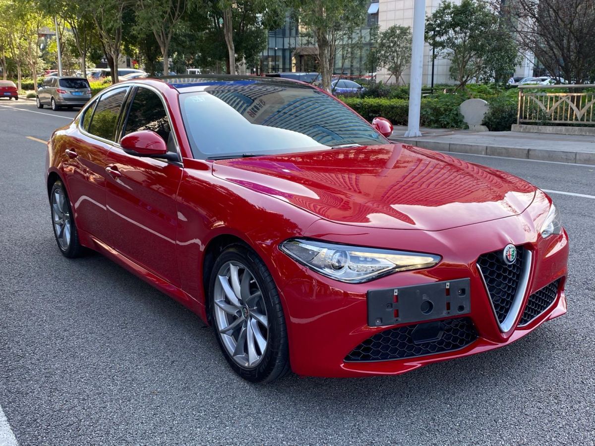 阿爾法·羅密歐 giulia 2021款 2.0t 280hp 豪華版圖片