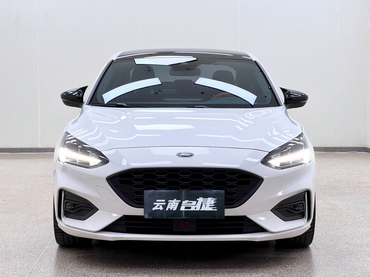 福特 ?？怂? 2021款 三廂 EcoBoost 180 自動(dòng)ST Line圖片