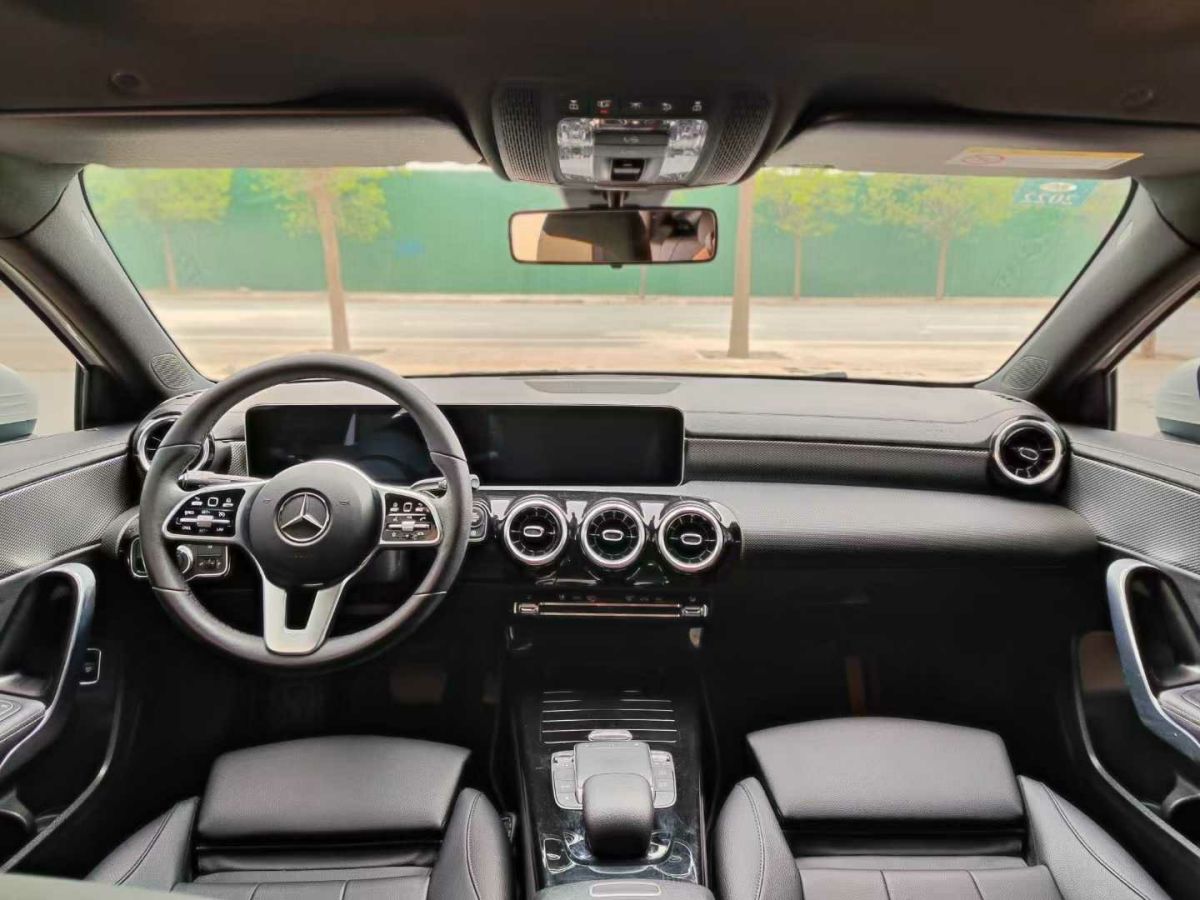 奧迪 奧迪A6L  2018款 A6L 35TFSI 時(shí)尚型圖片