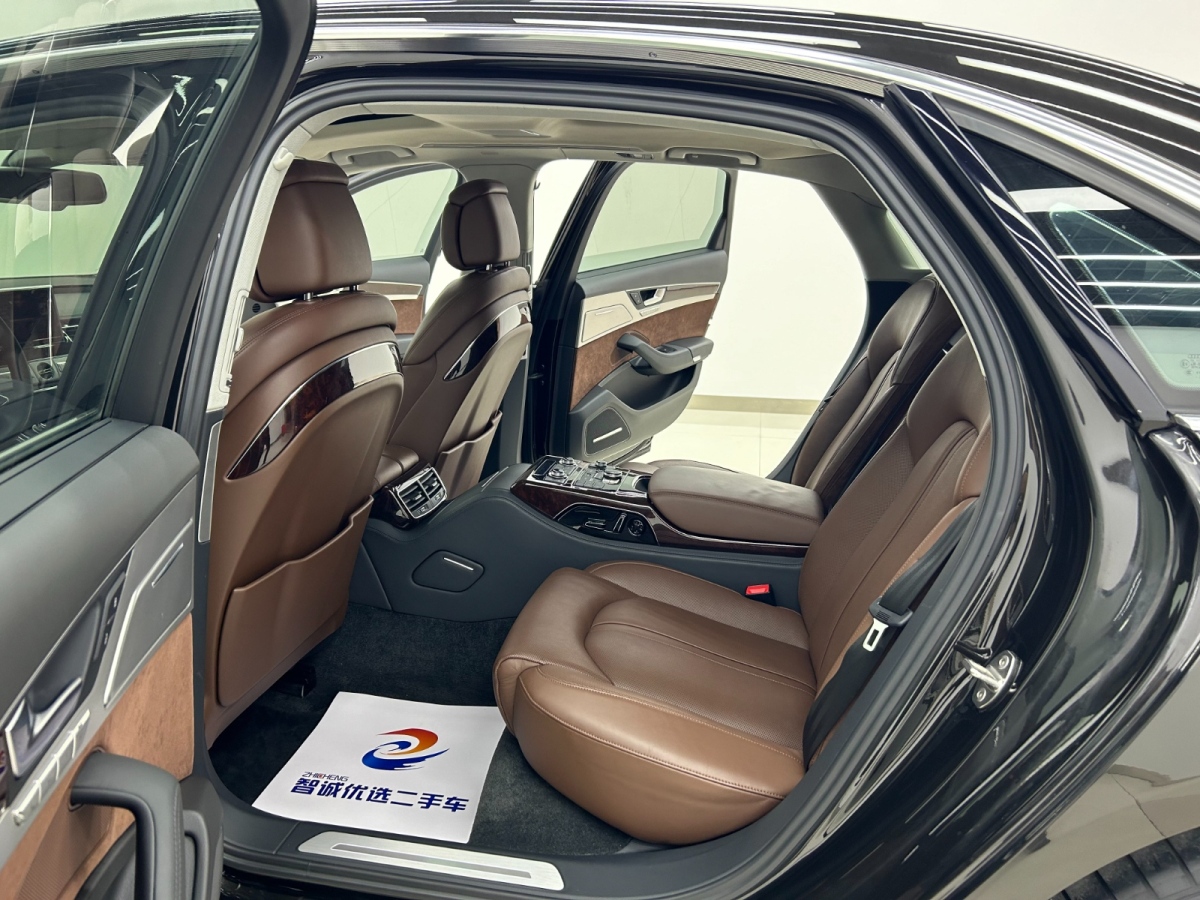 奧迪 奧迪A8  2013款 A8L 45 TFSI quattro豪華型圖片