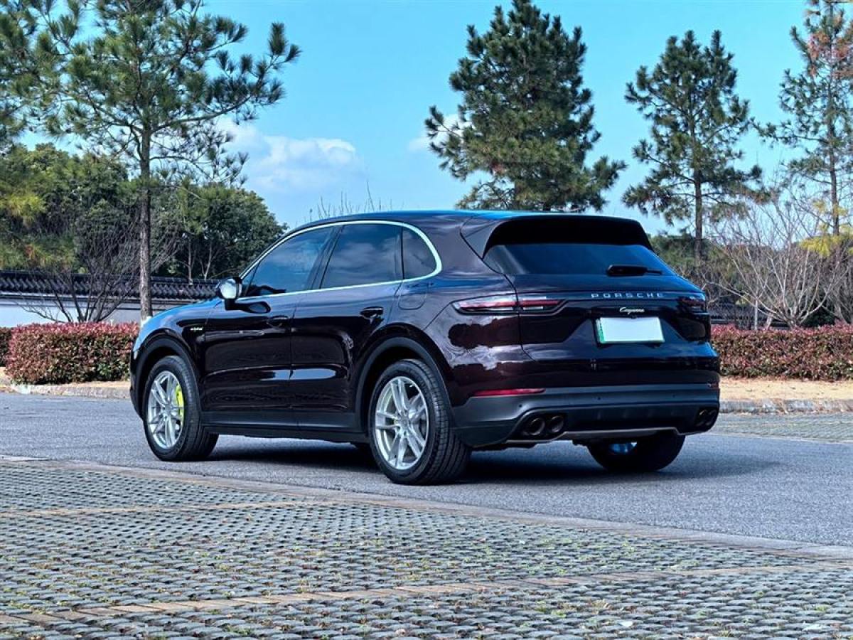 保時(shí)捷 Cayenne新能源  2021款 Cayenne E-Hybrid 2.0T圖片