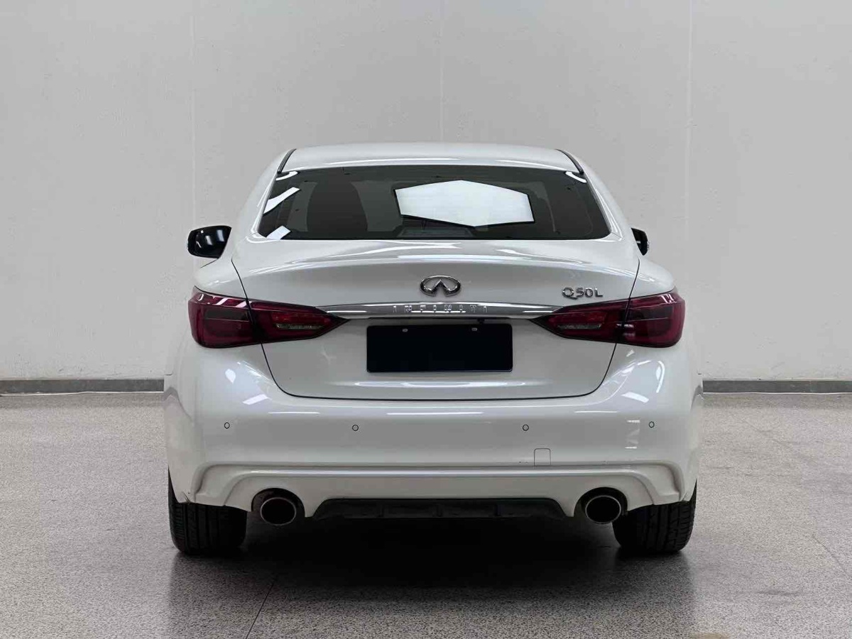 英菲尼迪 Q50L  2018款  2.0T 舒適版 國(guó)VI圖片