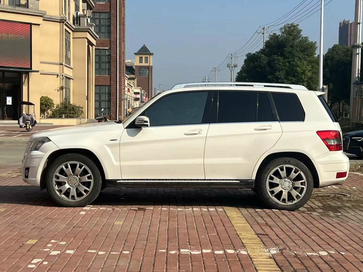 奔馳 奔馳GLK級(jí)  2012款 GLK 300 4MATIC 動(dòng)感型圖片