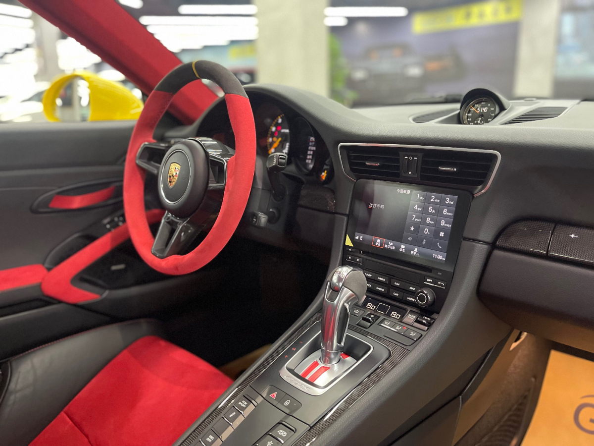 2019年5月保时捷 911  2018款 GT2 RS 3.8T