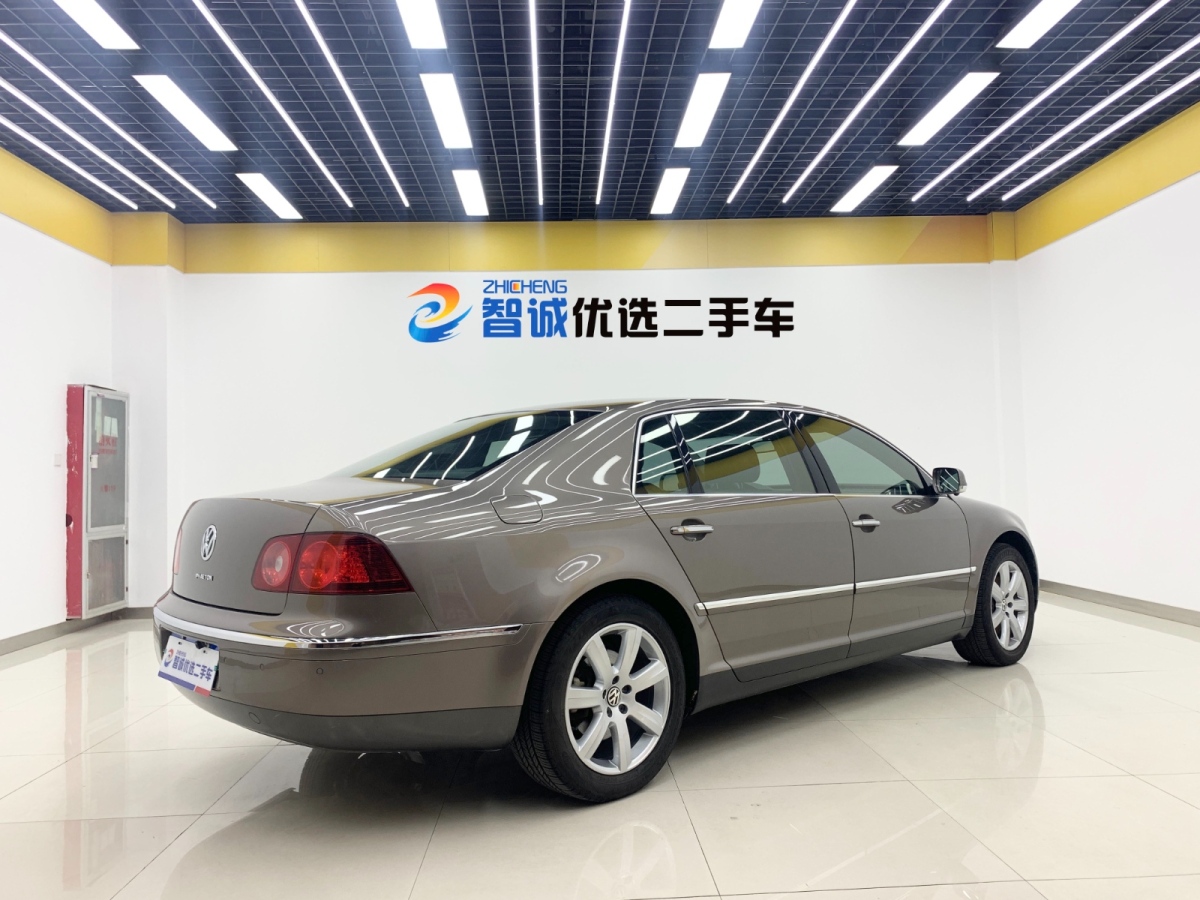 大眾 輝騰  2009款 3.6L V6 5座加長舒適版圖片