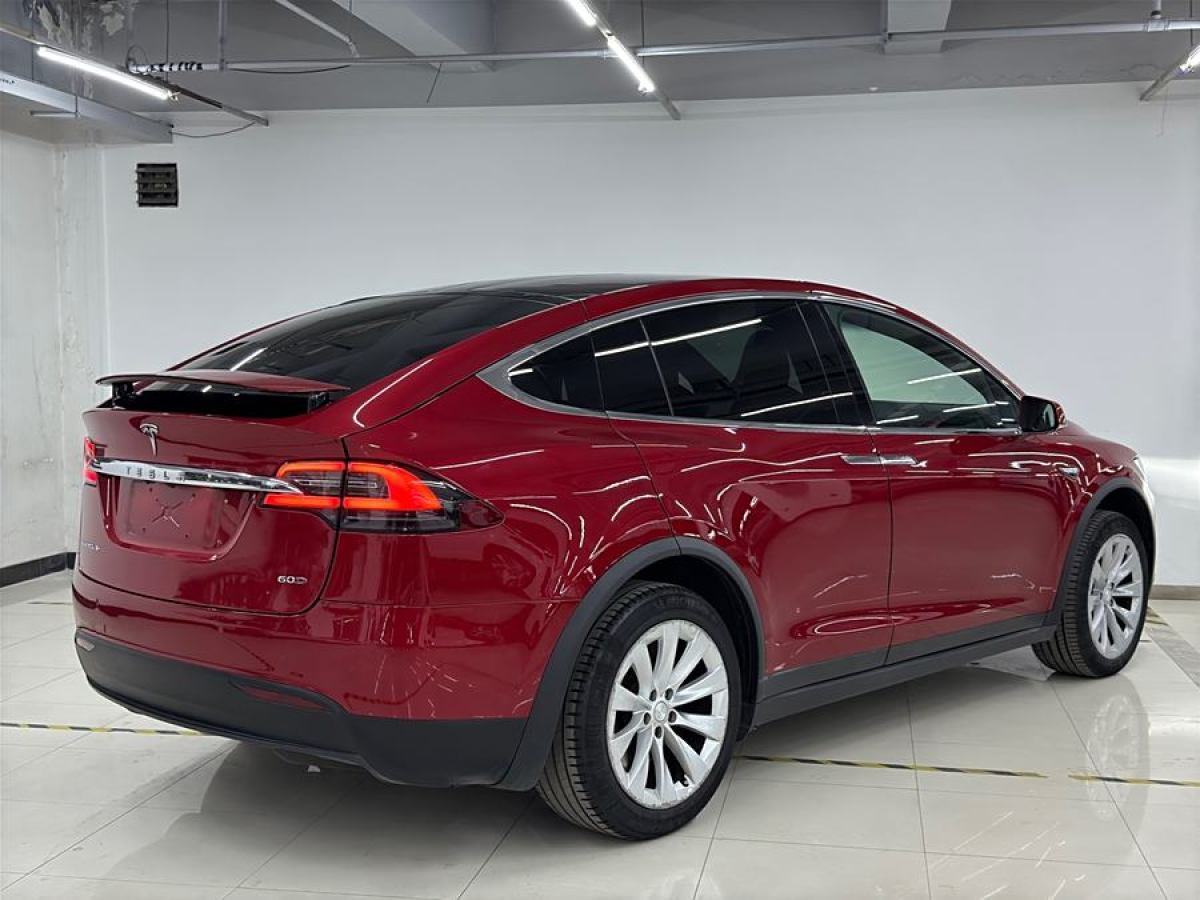 特斯拉 Model X  2016款 Model X 60D圖片