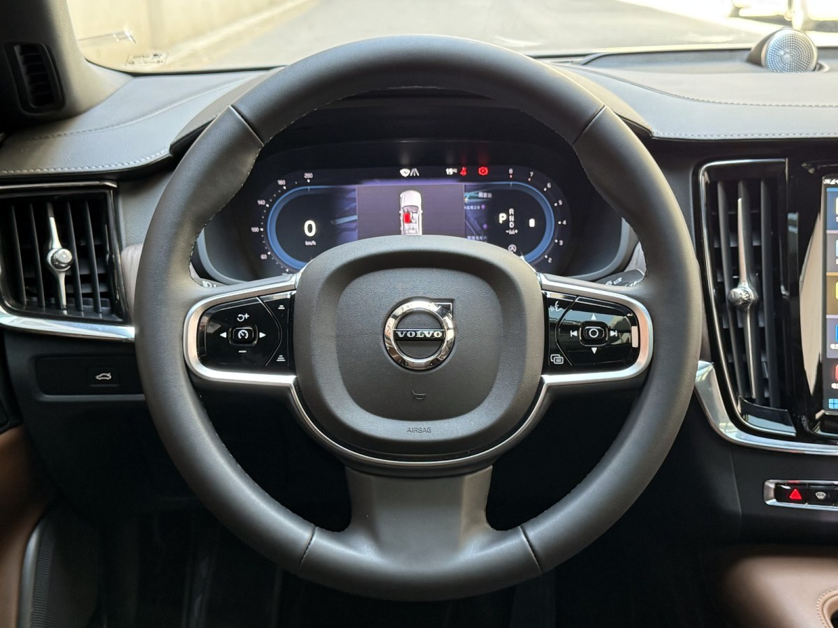 沃爾沃 S90  2024款 B5 智遠(yuǎn)豪華版圖片