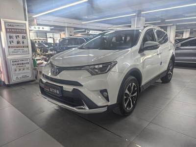 2017年10月 豐田 RAV4榮放 2.0L CVT兩驅(qū)風(fēng)尚版圖片