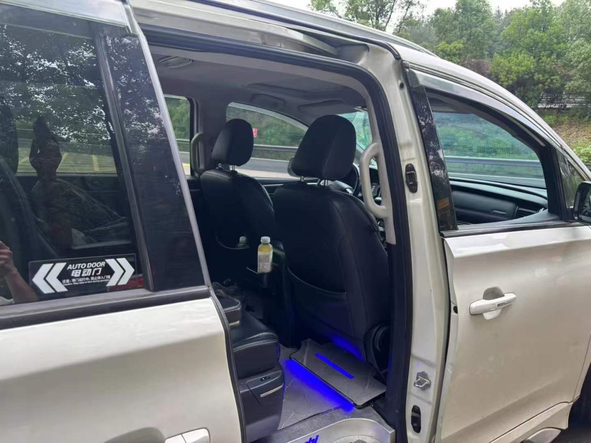 廣汽傳祺 GS4  2019款  270T 手動(dòng)兩驅(qū)精英版圖片
