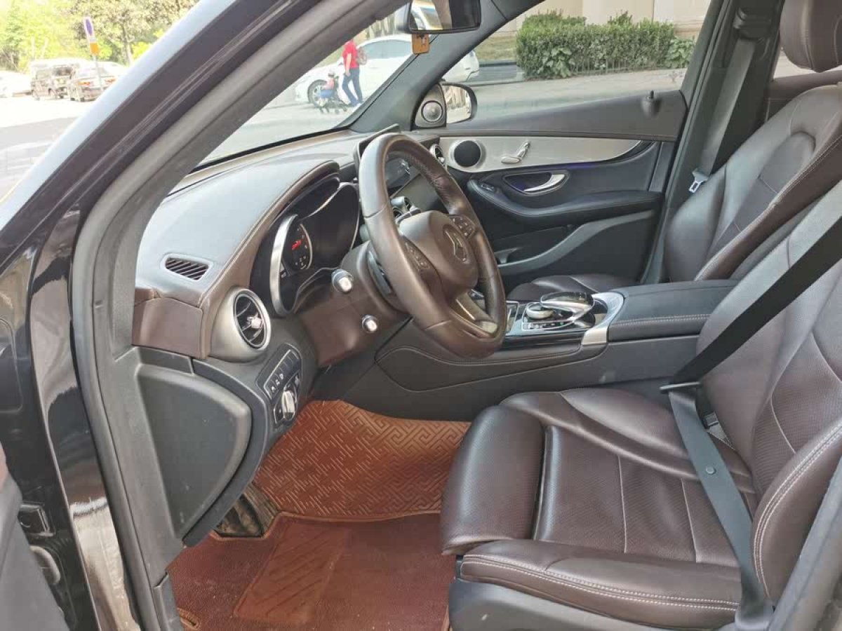 奔馳 奔馳GLC  2018款 改款 GLC 260 4MATIC 動感型圖片