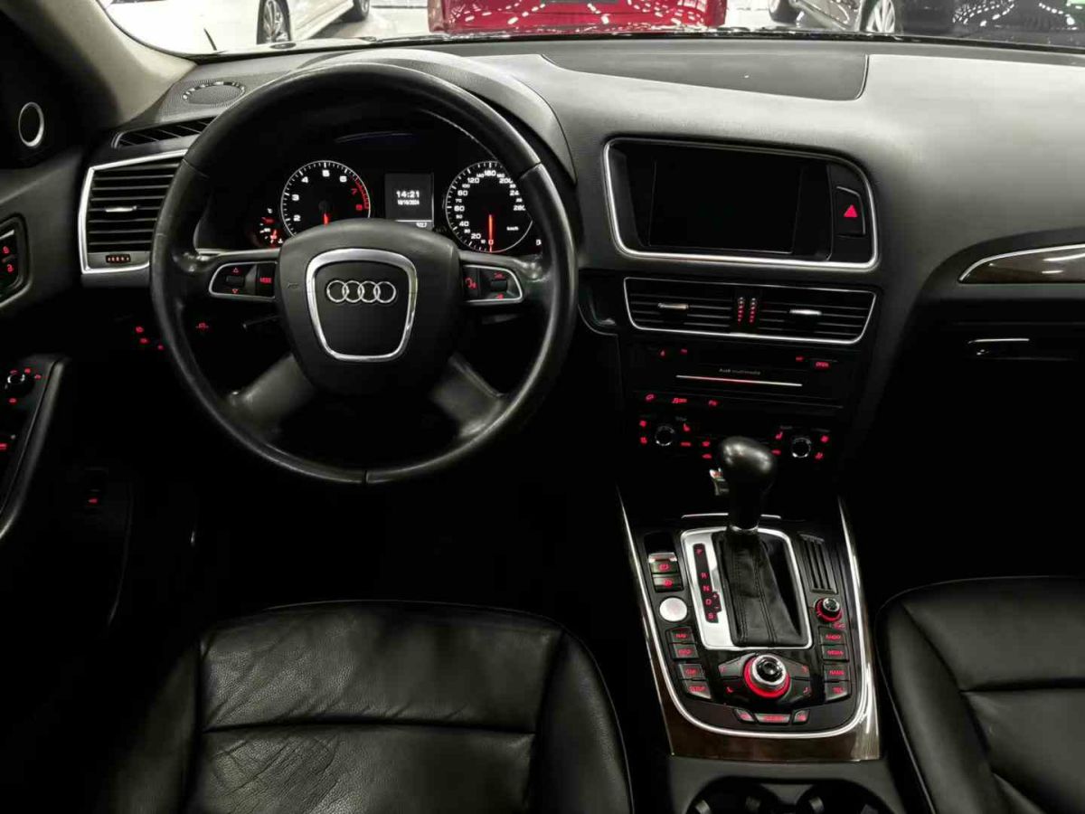 2012年7月奧迪 奧迪Q5  2012款 2.0TFSI hybrid