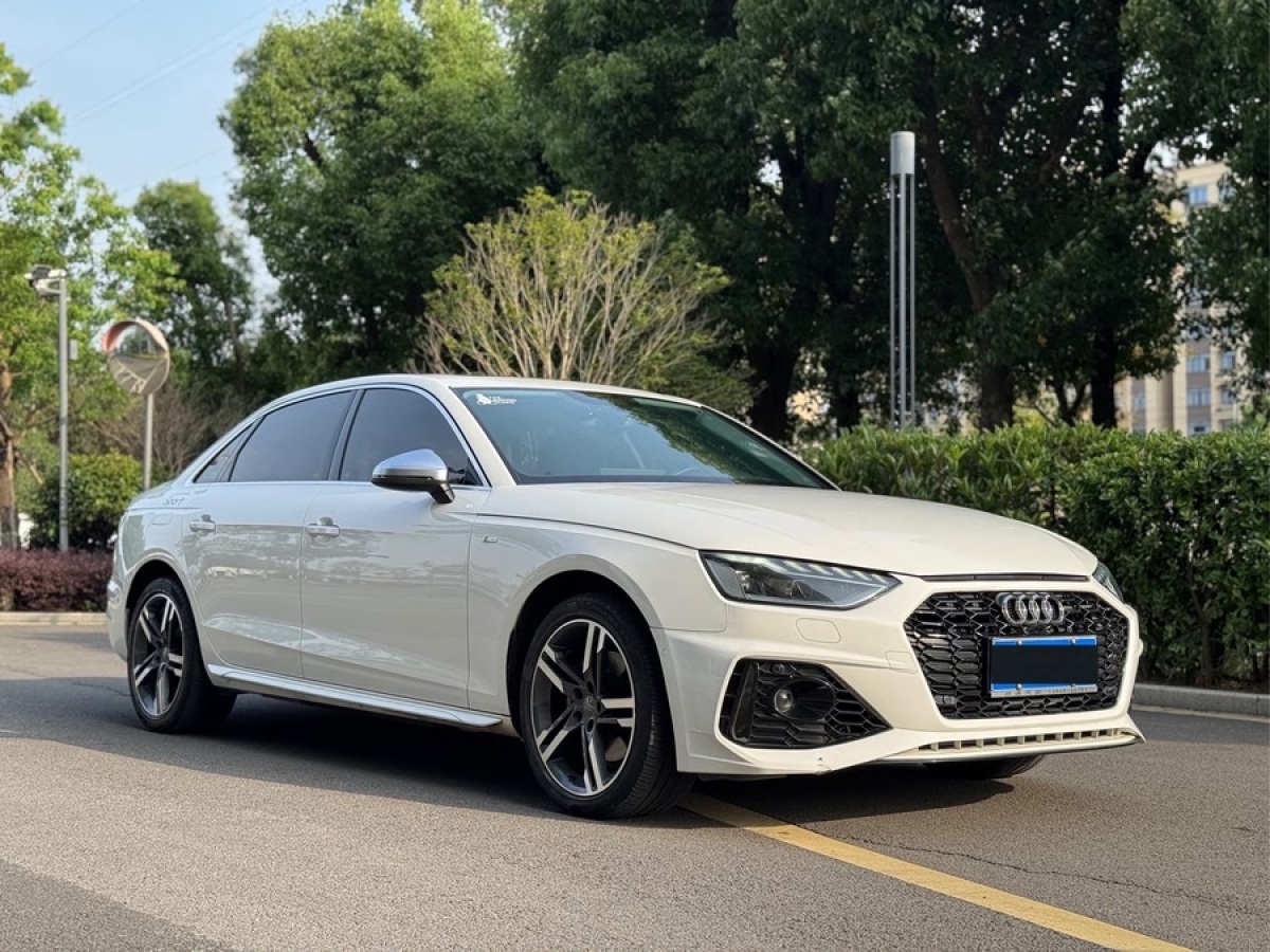 奧迪 奧迪A4L  2020款 40 TFSI 豪華動感型圖片