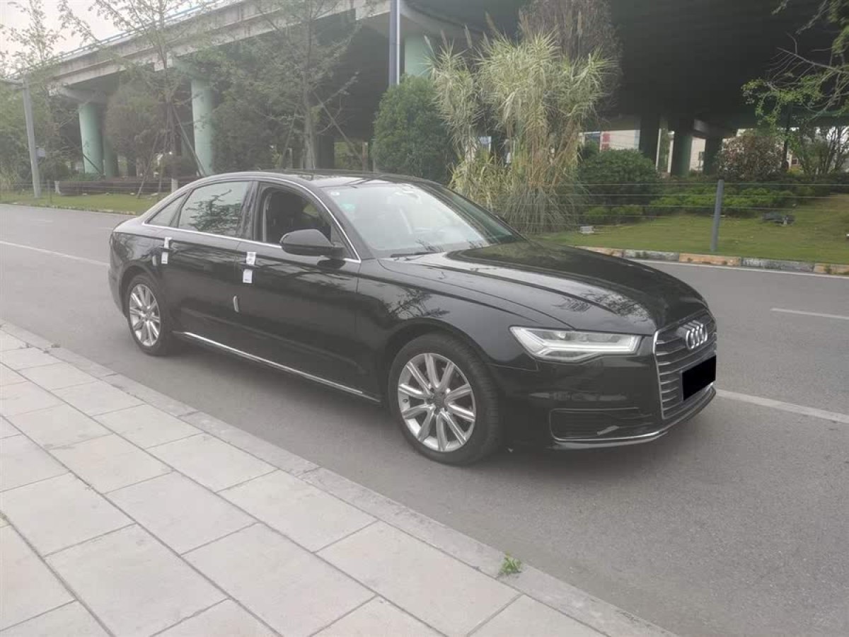奧迪 奧迪A4L  2018款 30周年年型 30 TFSI 進取型圖片