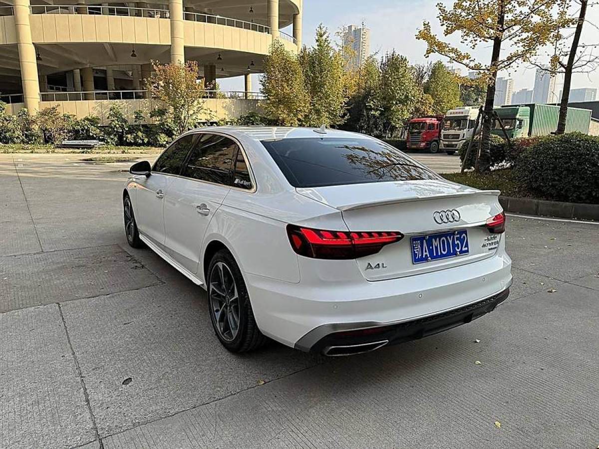 奧迪 奧迪A4L  2022款 40 TFSI 時尚動感型圖片