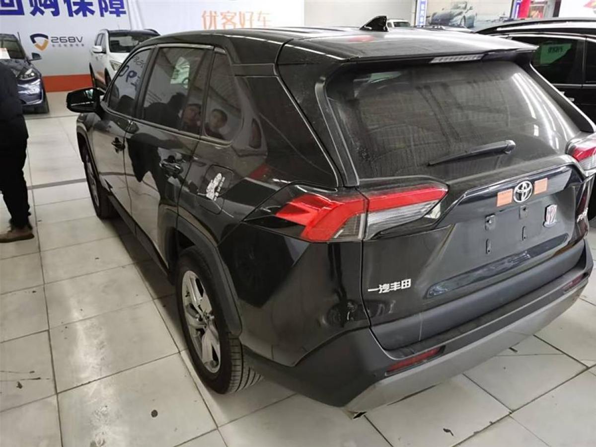 豐田 RAV4榮放  2022款 2.0L CVT兩驅(qū)風(fēng)尚Plus版圖片