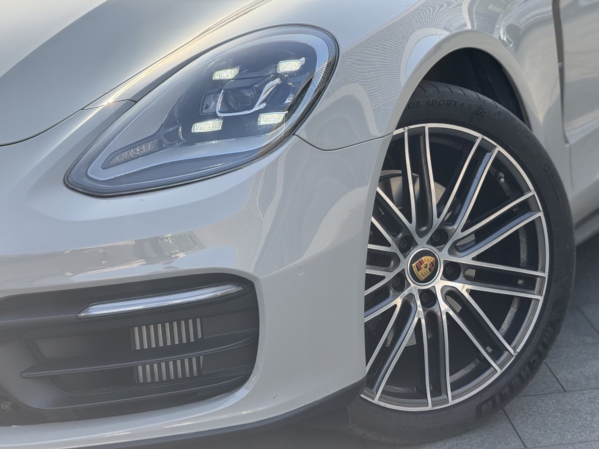 保時(shí)捷 Panamera  2023款 改款 Panamera 2.9T 鉑金版圖片