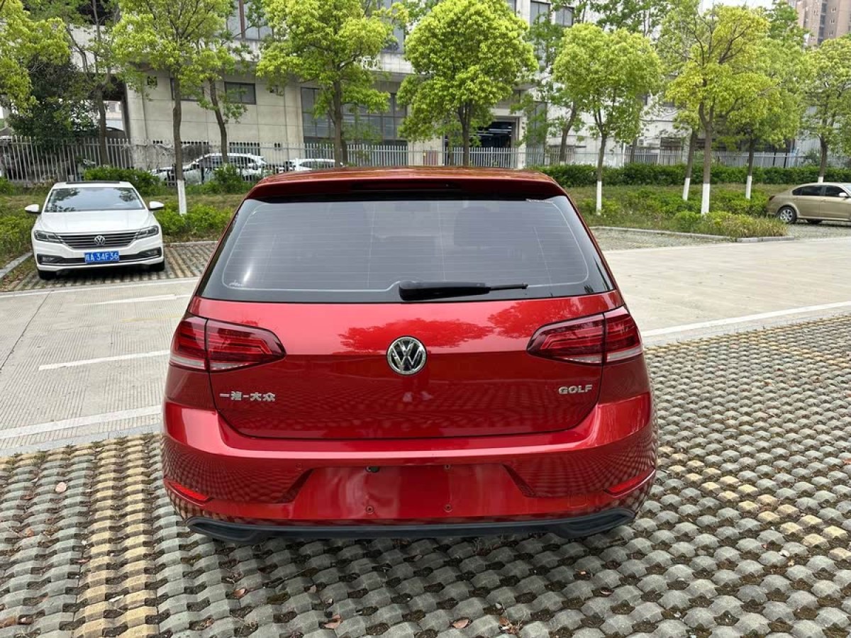 大眾 高爾夫  2018款 1.6L 自動(dòng)時(shí)尚型圖片