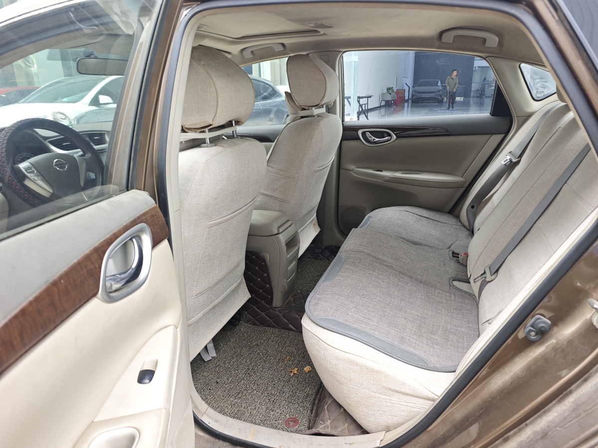 日產(chǎn) 軒逸  2012款 1.6XL CVT豪華版圖片