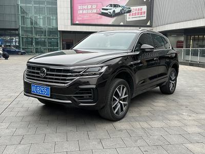 2021年1月 大眾 途銳(進口) 3.0TSI 銳享版 經(jīng)典運動套裝圖片