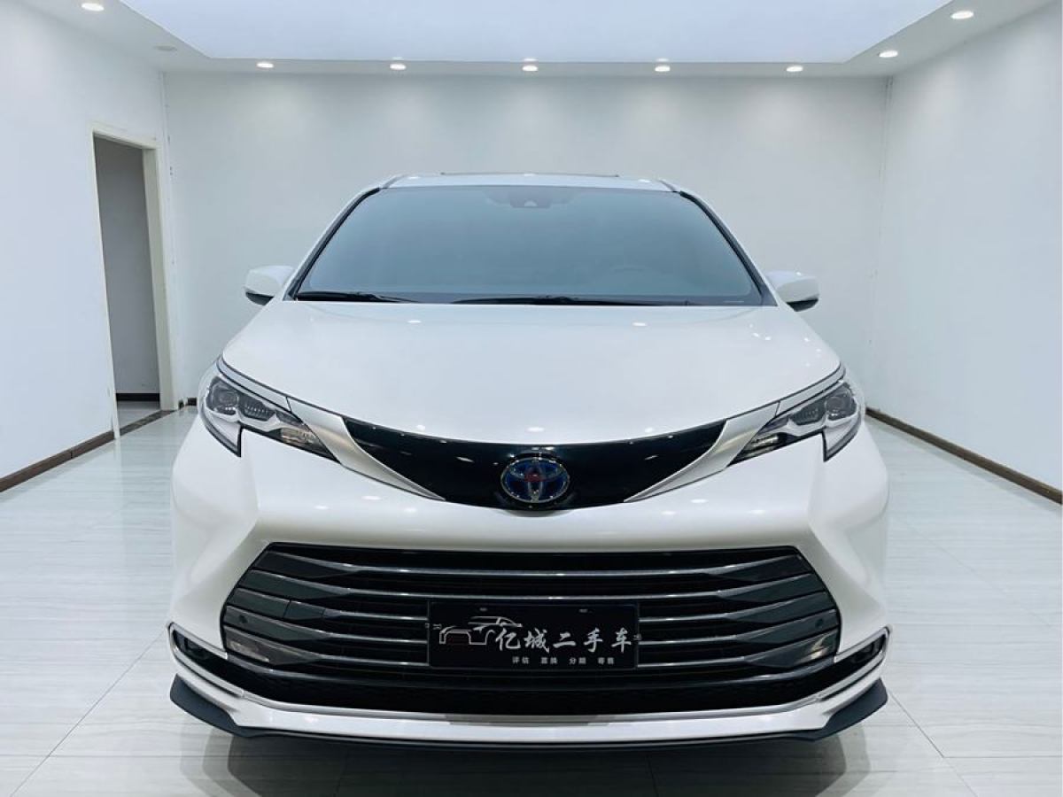 丰田 赛那SIENNA  2023款 2.5L混动 豪华版图片