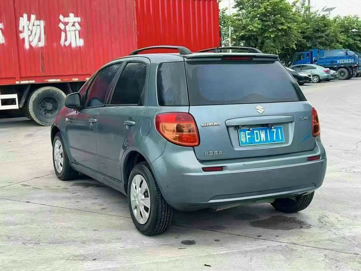 鈴木 天語(yǔ)  2011款 SX4 1.6L 兩廂靈動(dòng)型圖片