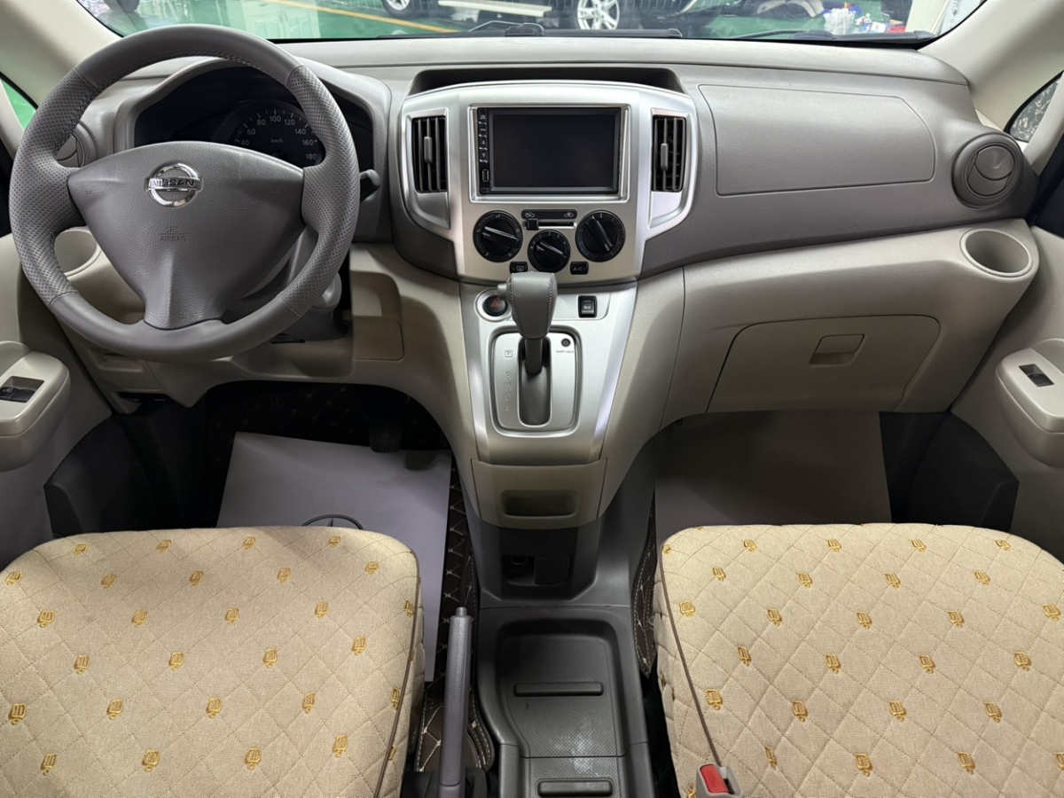 2019年3月日產(chǎn) NV200  2018款 1.6L CVT豪華型