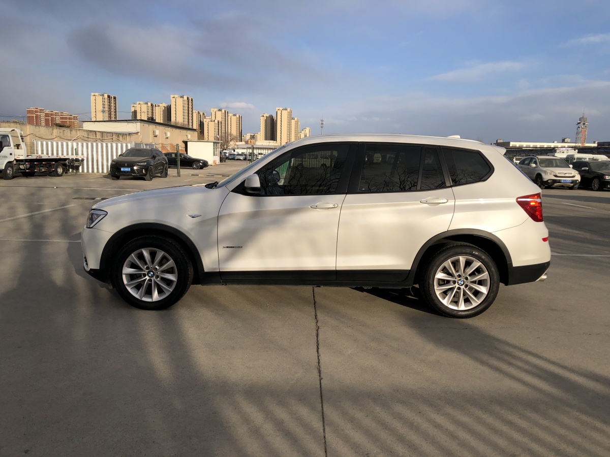 寶馬 寶馬X3  2014款 xDrive28i 領(lǐng)先型圖片