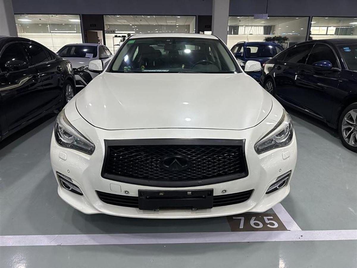 英菲尼迪 Q50L  2015款 2.0T 悅享版圖片