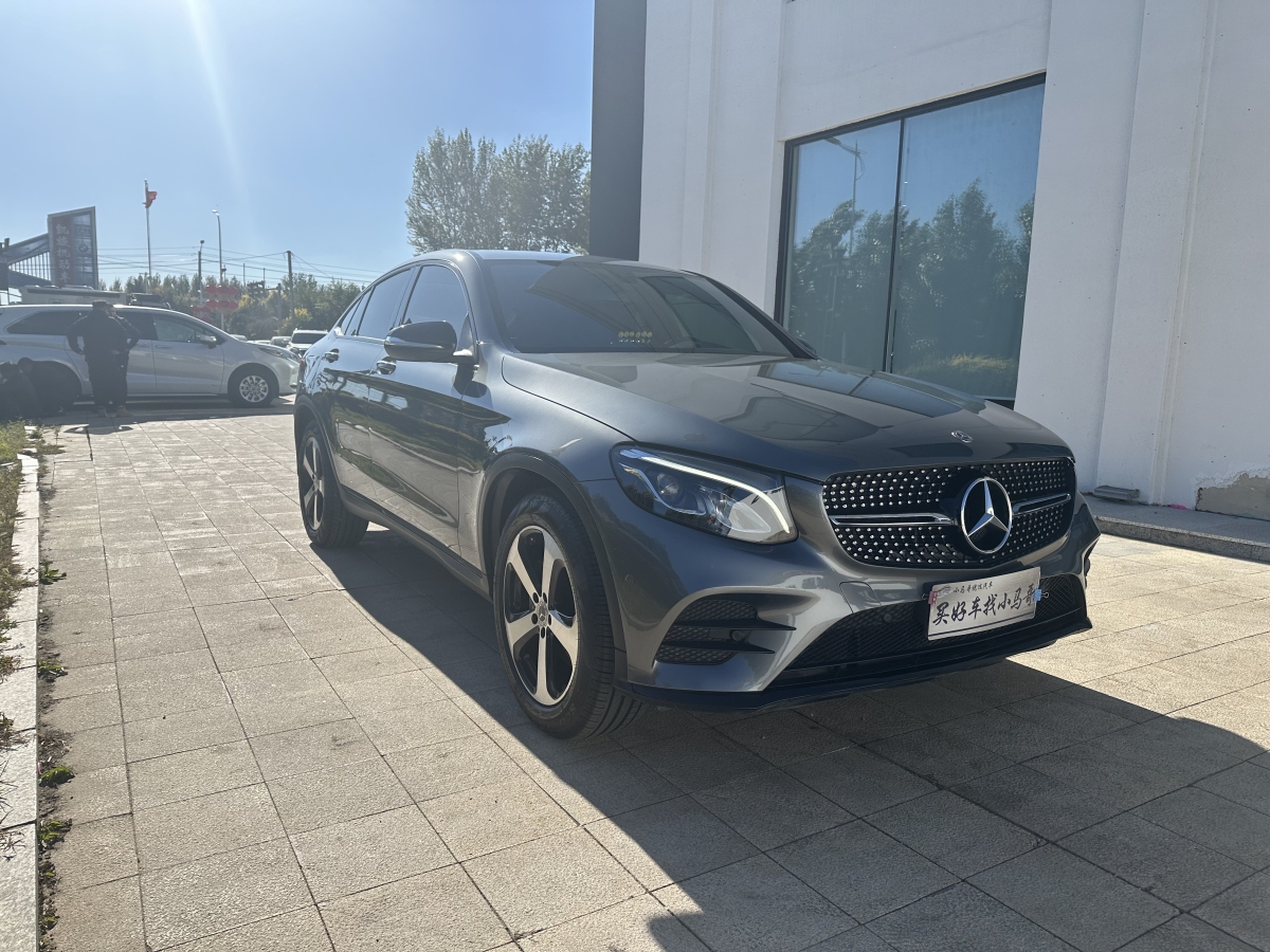 奔馳 奔馳GLC  2022款 改款 GLC 300 4MATIC 轎跑SUV圖片