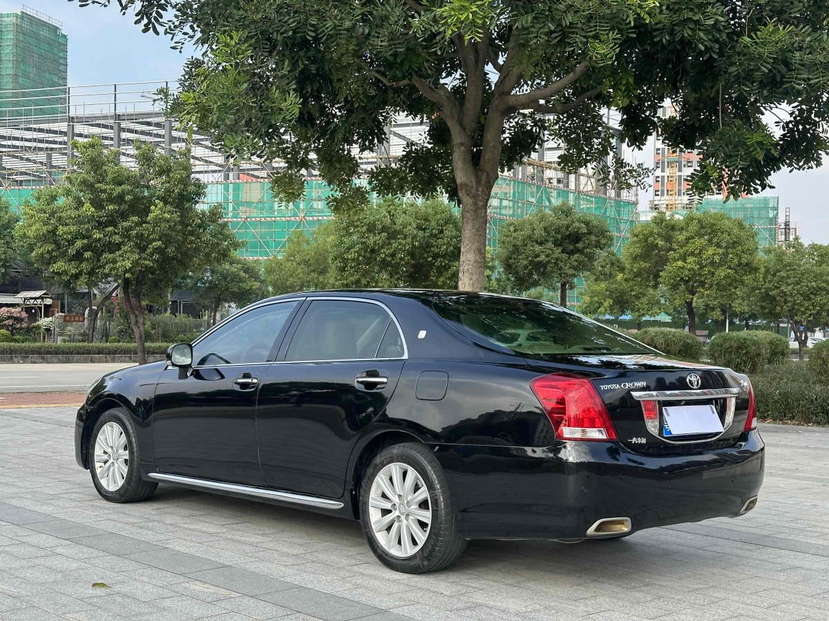 豐田 皇冠  2010款 2.5L Royal 真皮天窗導航版圖片