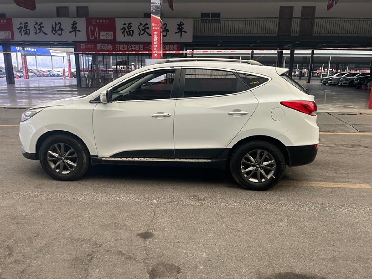 現(xiàn)代 ix35  2013款 2.0L 自動兩驅(qū)舒適型GL 國IV圖片