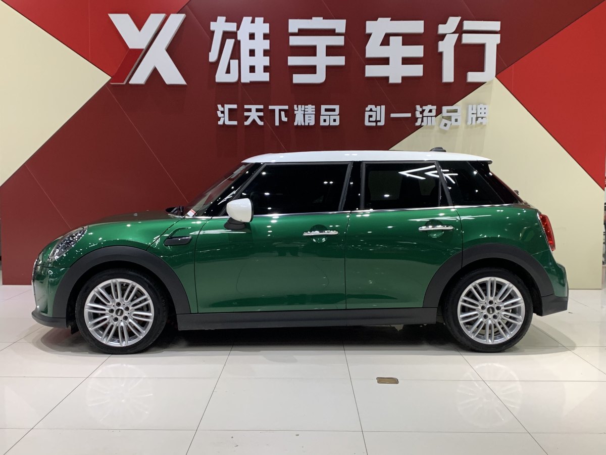 2022年1月MINI MINI  2022款 1.5T COOPER 藝術家 五門版