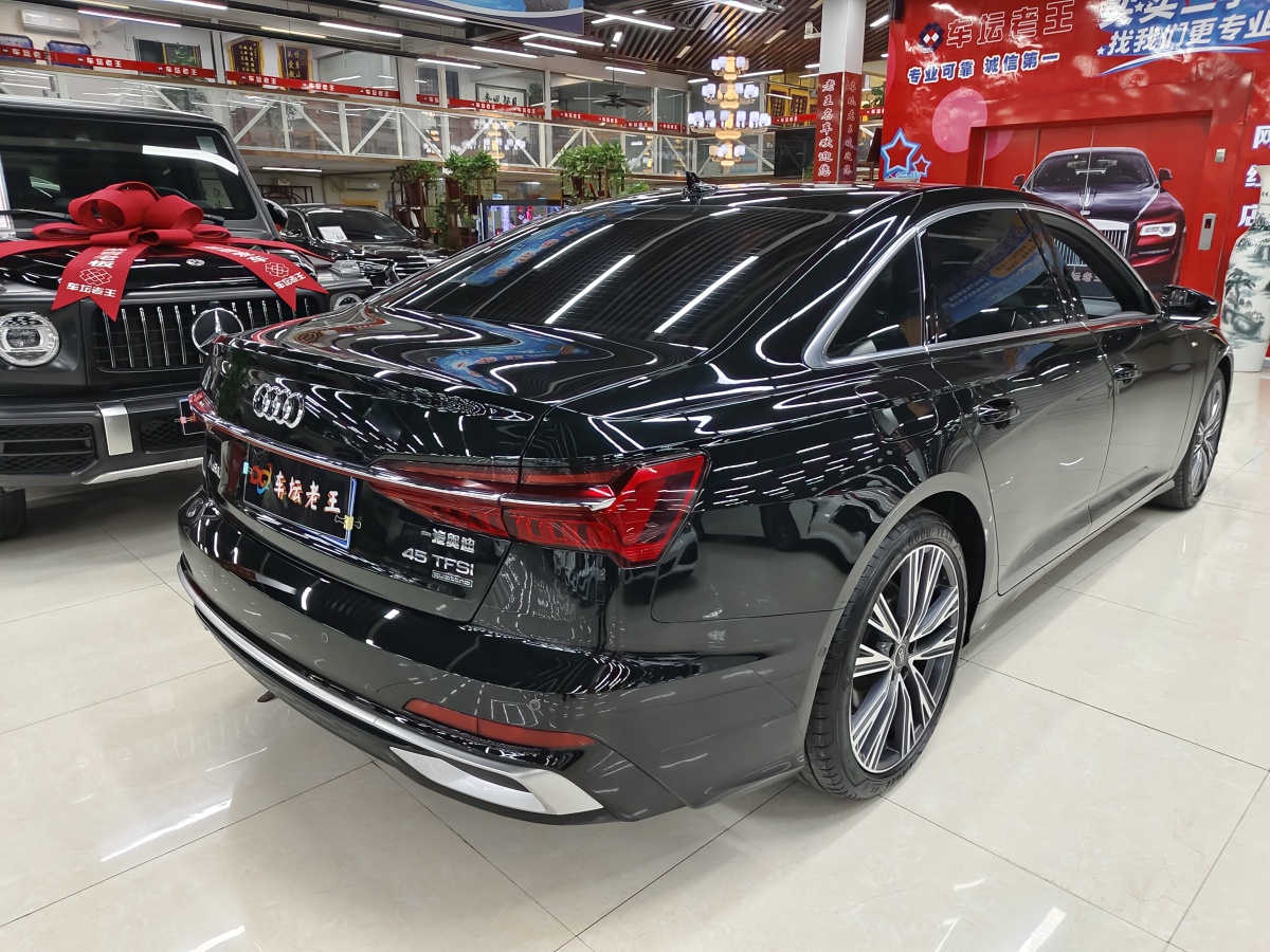 奧迪 奧迪A6L  2023款 改款 45 TFSI 臻選動感型圖片